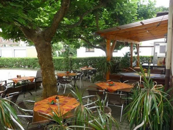 Zum Waldhorn Hotel Peterstal Exterior photo